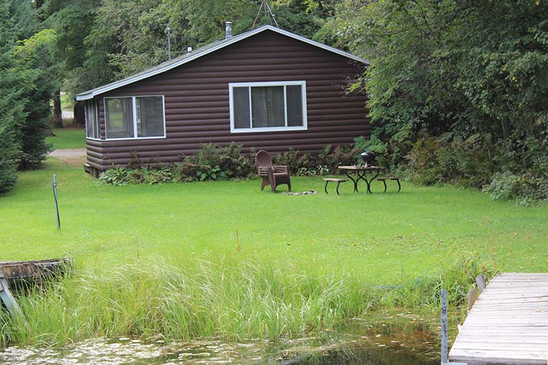 Brown Lakeshore Cottage